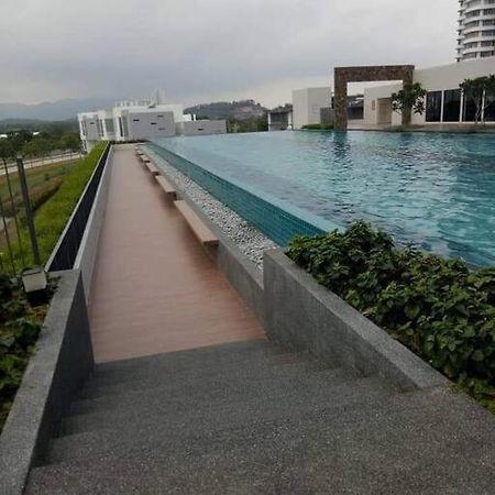 Ss Condostay Residensi Lili, Nilai Nearby Klia, Usim - Infinity Pool, Wifi, Smart Tv Extérieur photo